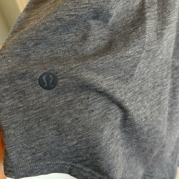 Lululemon tank - Picture 5 of 5